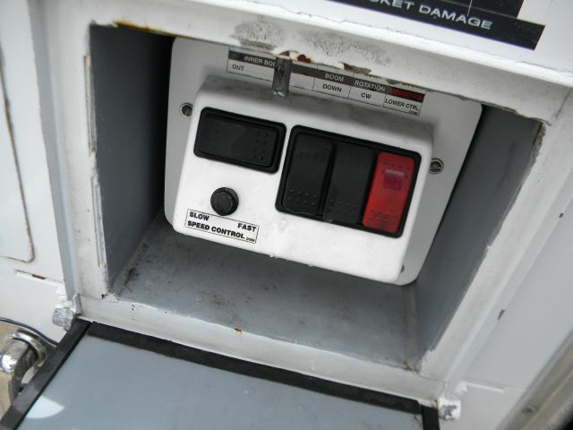 Ford F-550 2005 photo 17