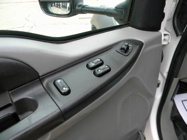 Ford F-550 2005 photo 7