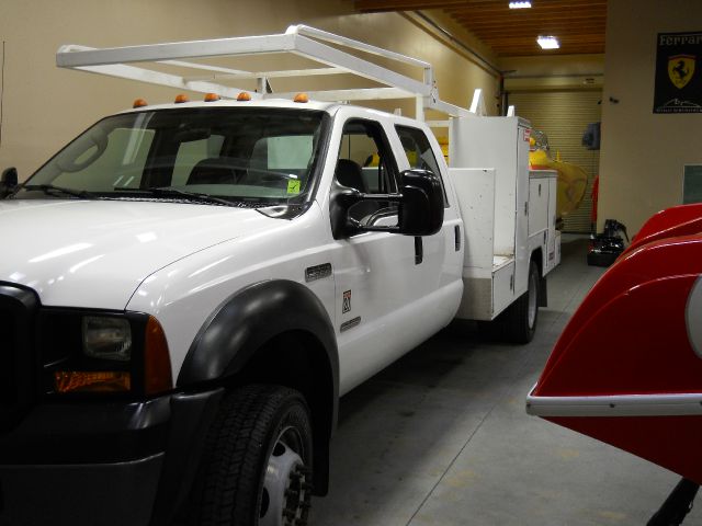 Ford F-550 2006 photo 1