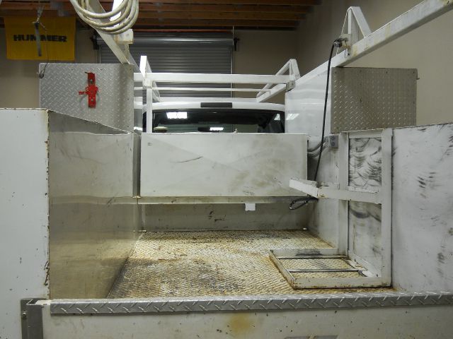 Ford F-550 2006 photo 2