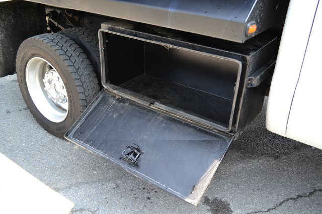 Ford F-550 2008 photo 1