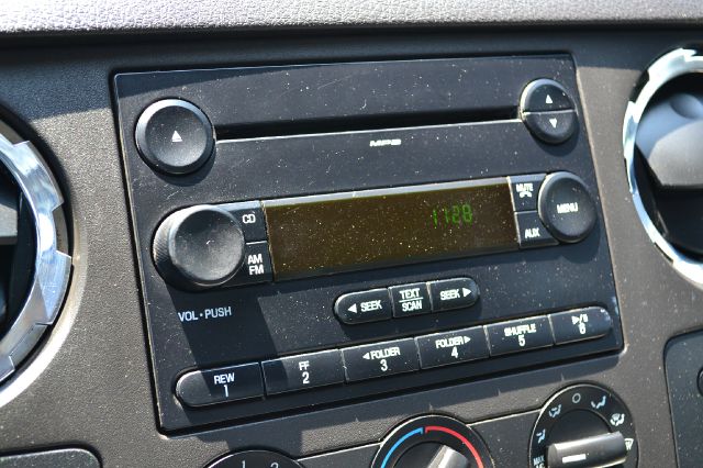 Ford F-550 2008 photo 14