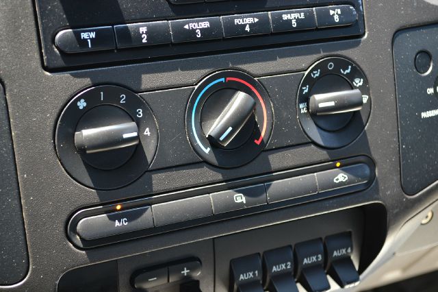 Ford F-550 2008 photo 15