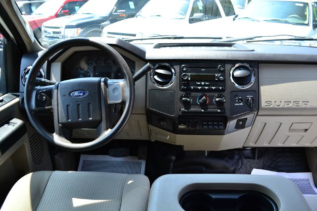 Ford F-550 2008 photo 28