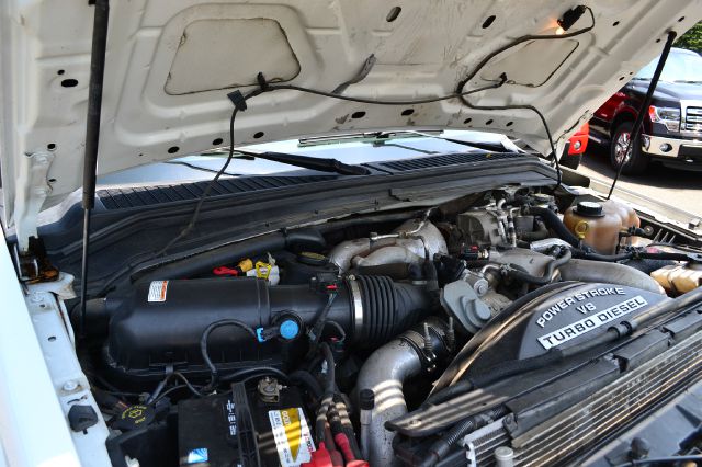Ford F-550 2008 photo 8