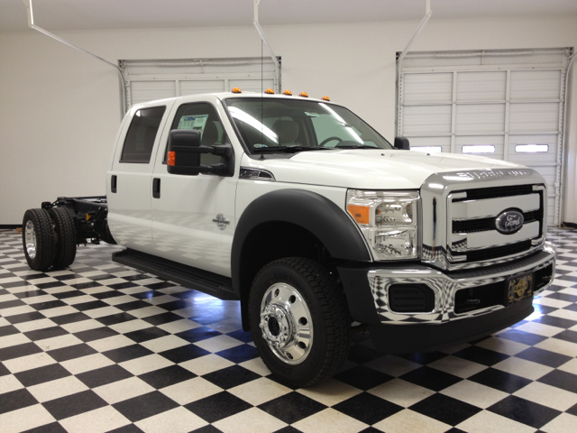 Ford F-550 2013 photo 1