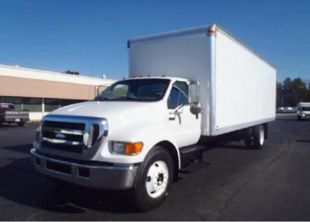 Ford F-650 2004 photo 0