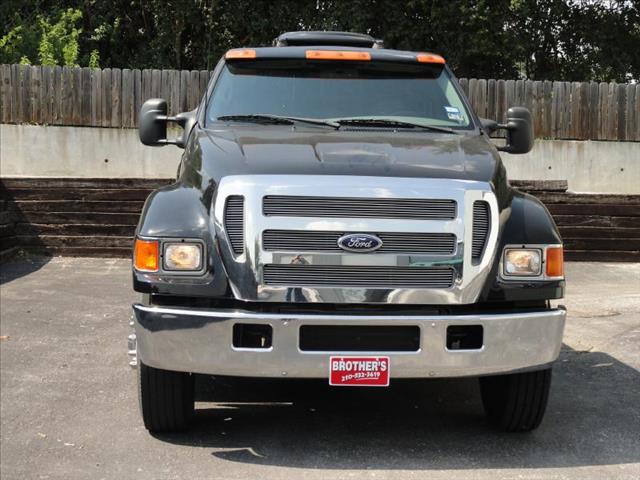Ford F-650 2006 photo 1
