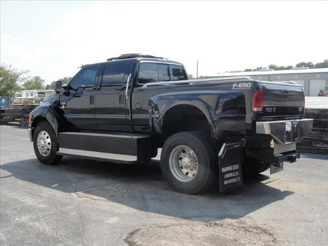 Ford F-650 2006 photo 4