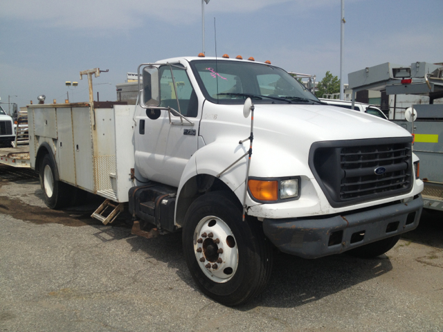 Ford F-750 \ultimate Utility Truck