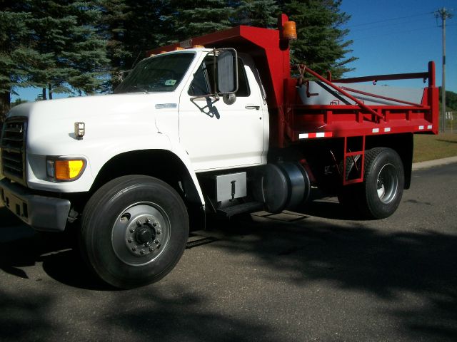 Ford F-800 1995 photo 0