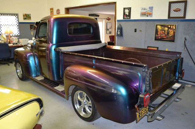 Ford F1 1950 photo 24