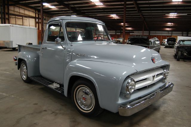 Ford F100 1953 photo 3