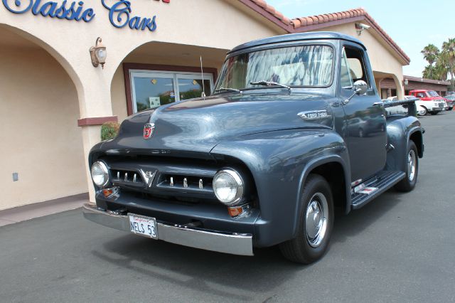Ford F100 1953 photo 1