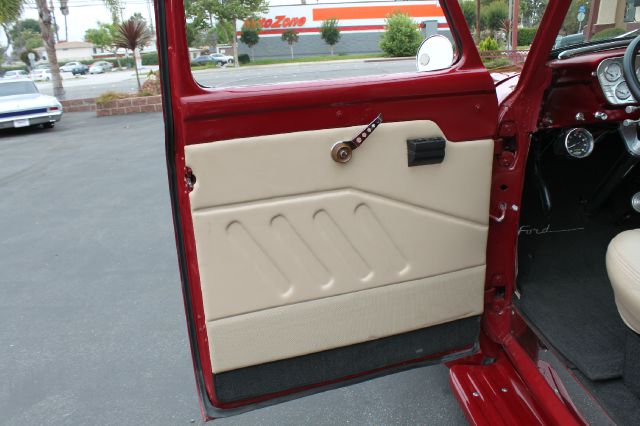 Ford F100 1955 photo 13