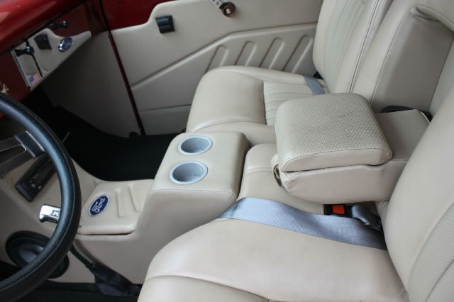 Ford F100 1955 photo 24