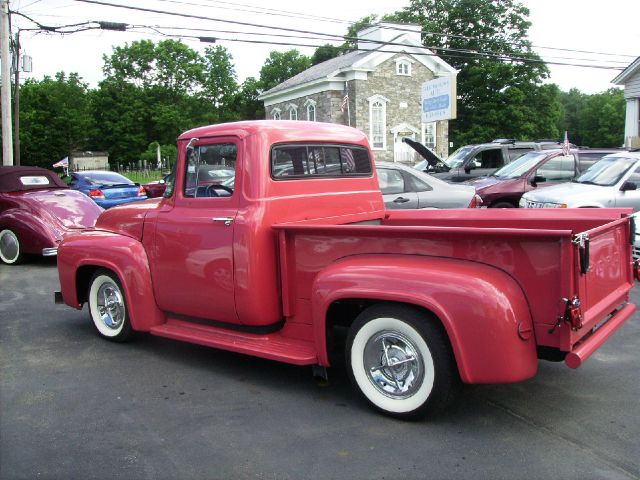 Ford F100 1956 photo 2