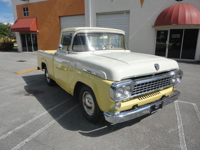 Ford F100 1958 photo 2