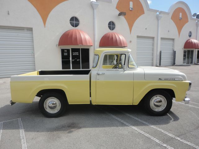 Ford F100 1958 photo 4