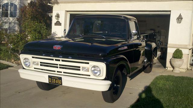 Ford F100 1962 photo 1