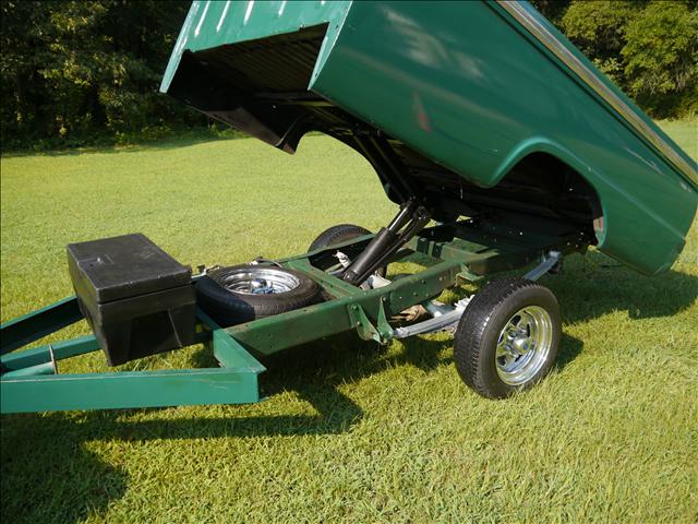 Ford F100 1965 photo 2