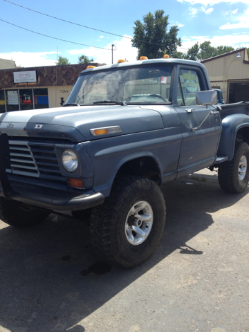 Ford F100 1967 photo 2