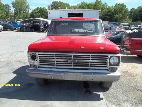 Ford F100 1967 photo 4