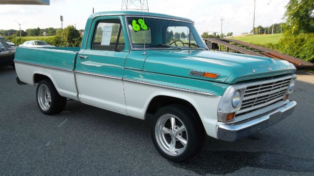 Ford F100 1968 photo 3