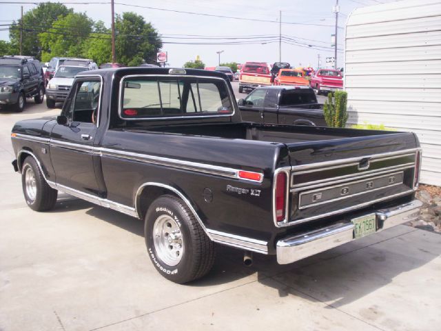 Ford F100 Unknown Pickup Truck