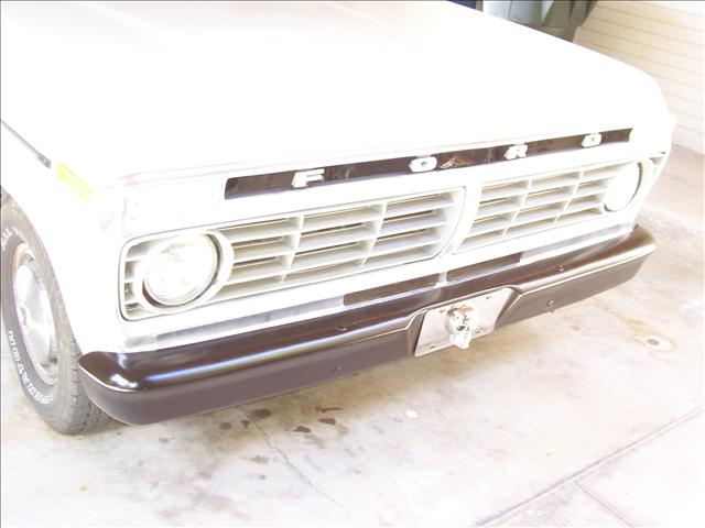 Ford F150 1975 photo 0