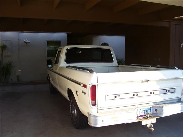 Ford F150 1975 photo 5
