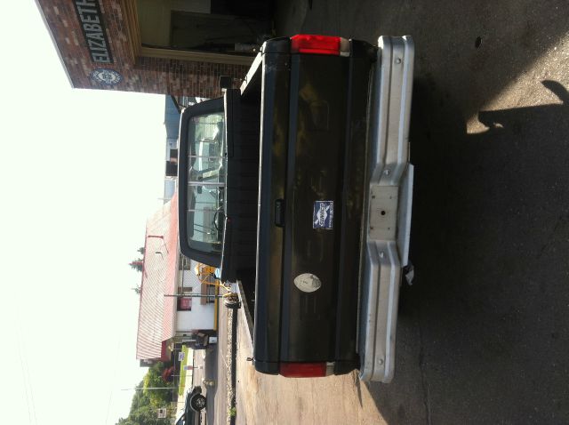 Ford F150 1985 photo 4