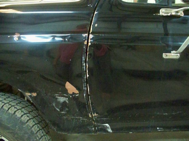 Ford F150 4WD 4dr AT Pickup Truck