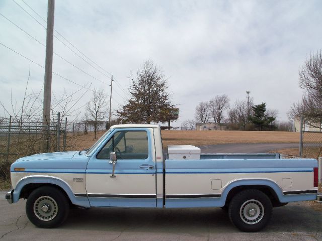 Ford F150 1986 photo 3