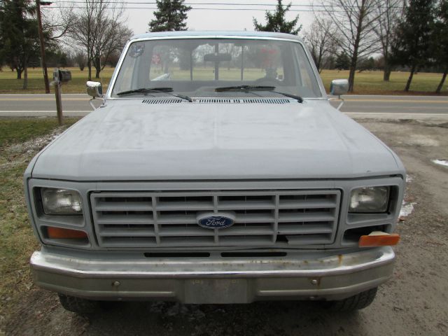 Ford F150 1986 photo 1