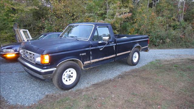 Ford F150 1987 photo 1