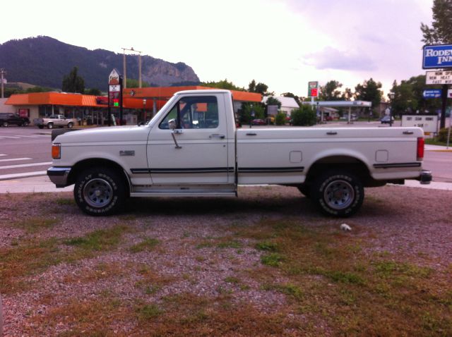 Ford F150 1988 photo 2