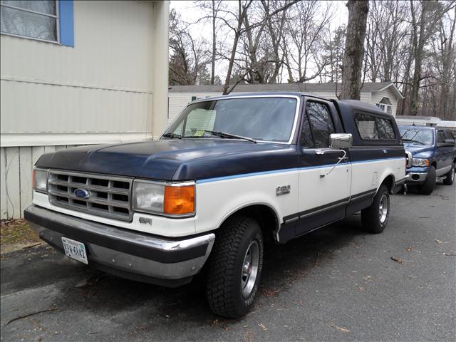 Ford F150 1988 photo 0