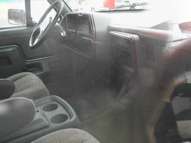 Ford F150 1990 photo 2