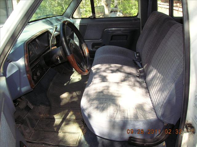 Ford F150 1990 photo 1