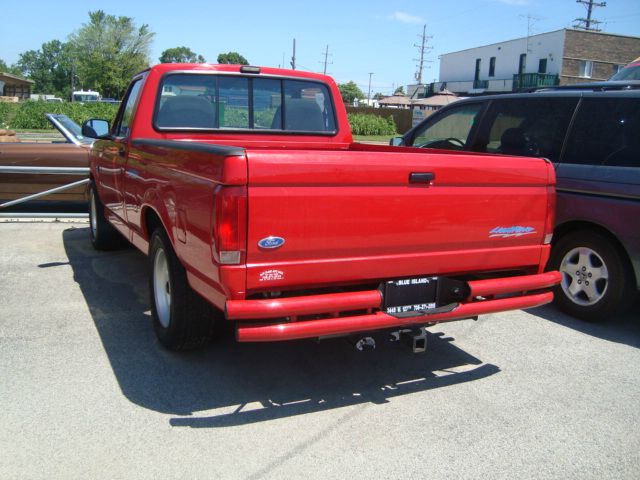 Ford F150 4 DOOR DSG AUTO Pickup Truck