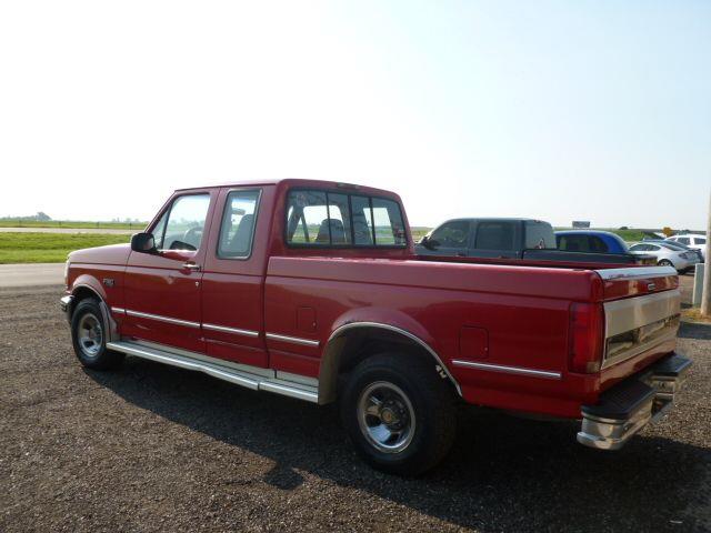 Ford F150 K1500 Lt Pickup Truck