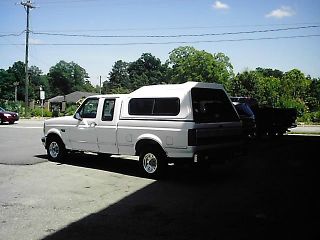 Ford F150 K1500 Lt Pickup Truck