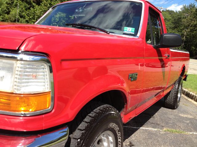 Ford F150 Xlt4x4 Supercab Off-road Pickup Truck