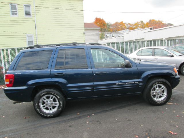 Ford F150 LS Xtreme Pickup Truck