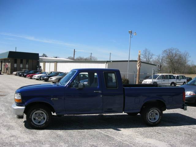 Ford F150 Sport 4WD Pickup