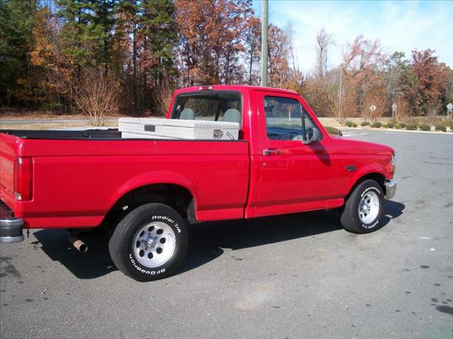 Ford F150 1996 photo 1