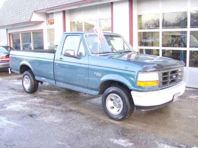 Ford F150 Sport 4WD Pickup