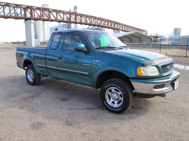 Ford F150 XS Sport Utility 4D Pickup Truck