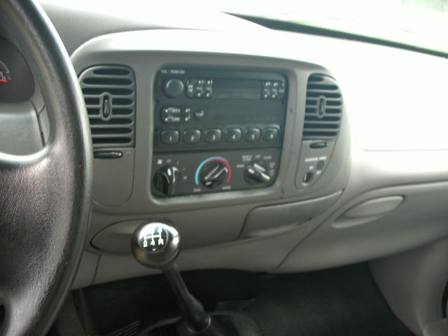 Ford F150 1997 photo 1